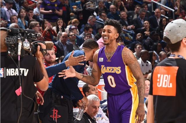 NBA战报：申京28分10板，火箭121-95大胜国王（NBA焦点战：申京砍28+10，火箭121-95轻取国王）