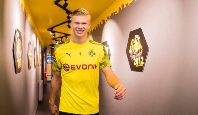 祝贺，两名参加苏超的小将入选U18国足本月集训名单（两名征战苏超的小将入选U18国足本月集训名单）